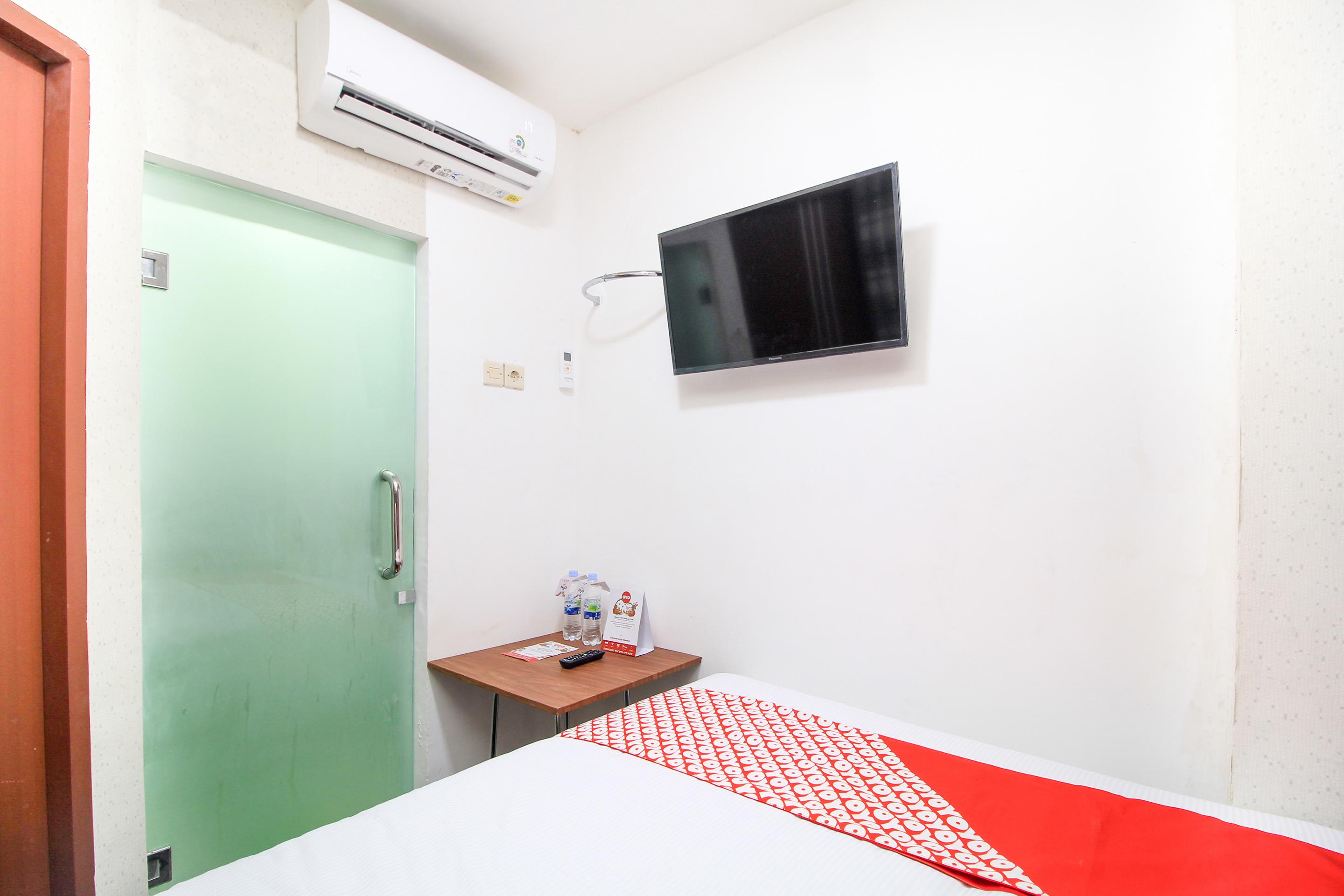 Super Oyo Capital O 217 A1 Hotel Сурабая Экстерьер фото
